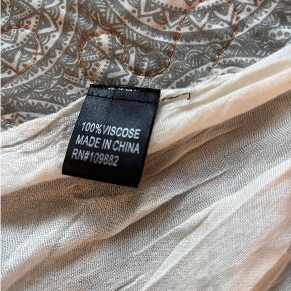 Colorful Striped Scarf - Picture 3 of 6